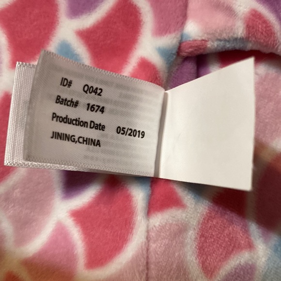 Denise Jumbo Mermaid Squishmallow - Picture 10 of 16